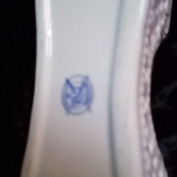 Silverware/Flatware Holder - Picture 3 of 3